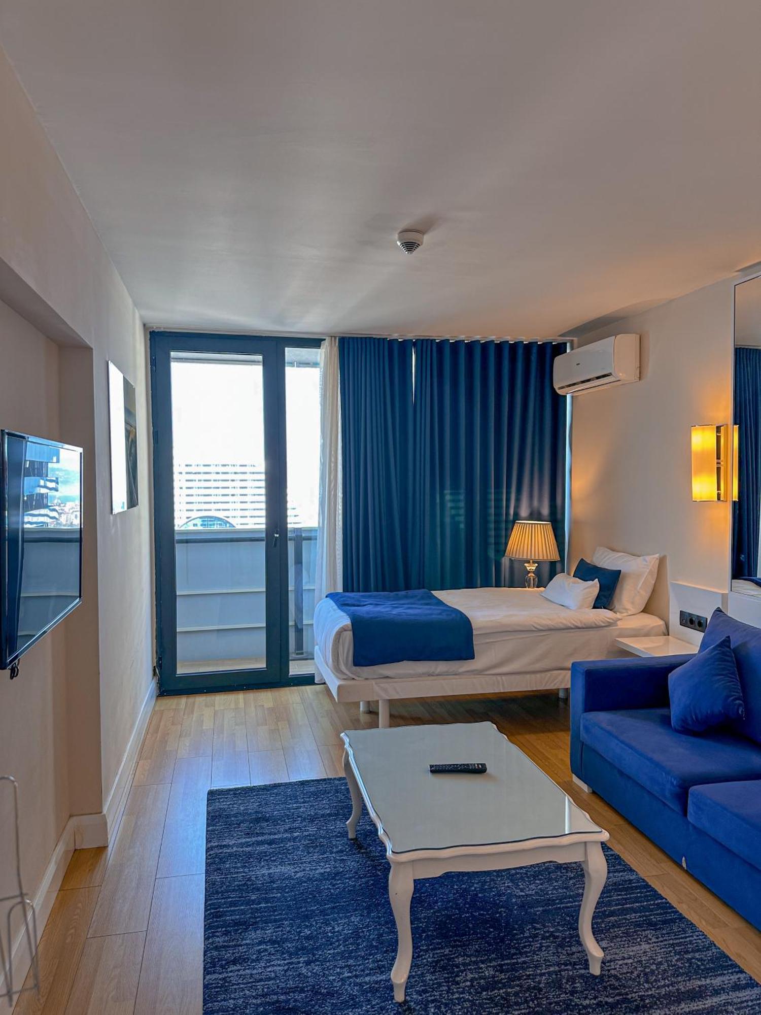 Hotel Batumi Floor40 Esterno foto